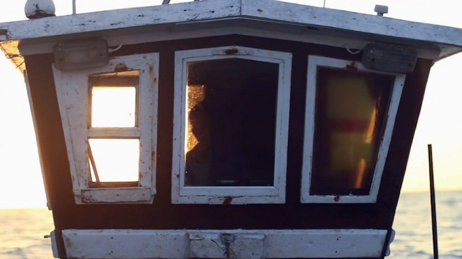 Sea Chairs, We can transform the negative into positive / Ocean Great Ideas